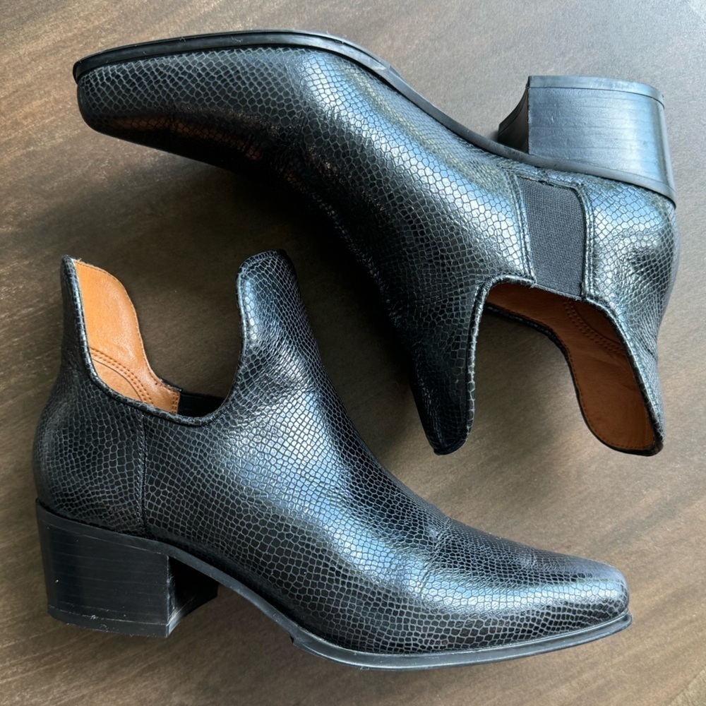 Franco Sarto Black Leather Ashbury Heeled Booties -‎ Ladies Size 7 - EUC